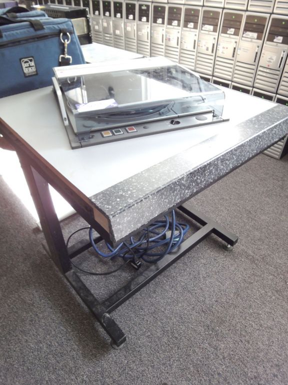 EMT 948 professional broadcast turntable