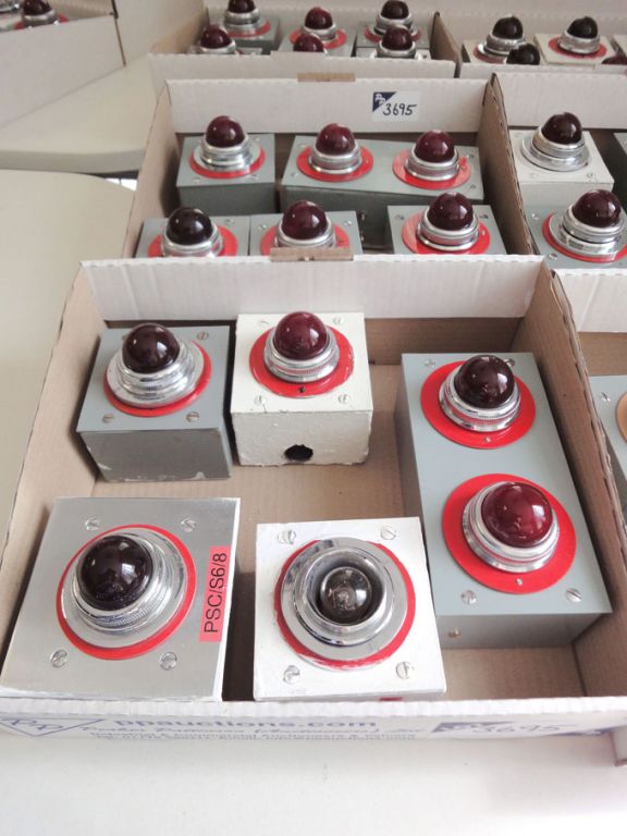 Qty various studio 'on air' lights as lotted in 2...