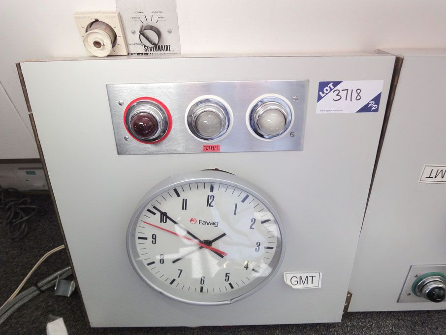 Favag analogue pulse clock & 'on air' lights (Plea...