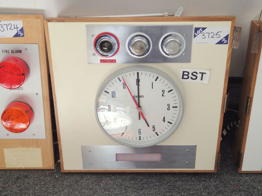 Favag analogue pulse clock & 'on air' lights (Plea...