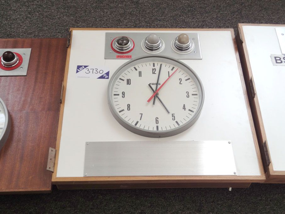 Favag analogue pulse clock & 'on air' lights (Plea...