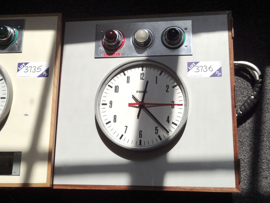 Favag analogue pulse clock & 'on air' lights (Plea...