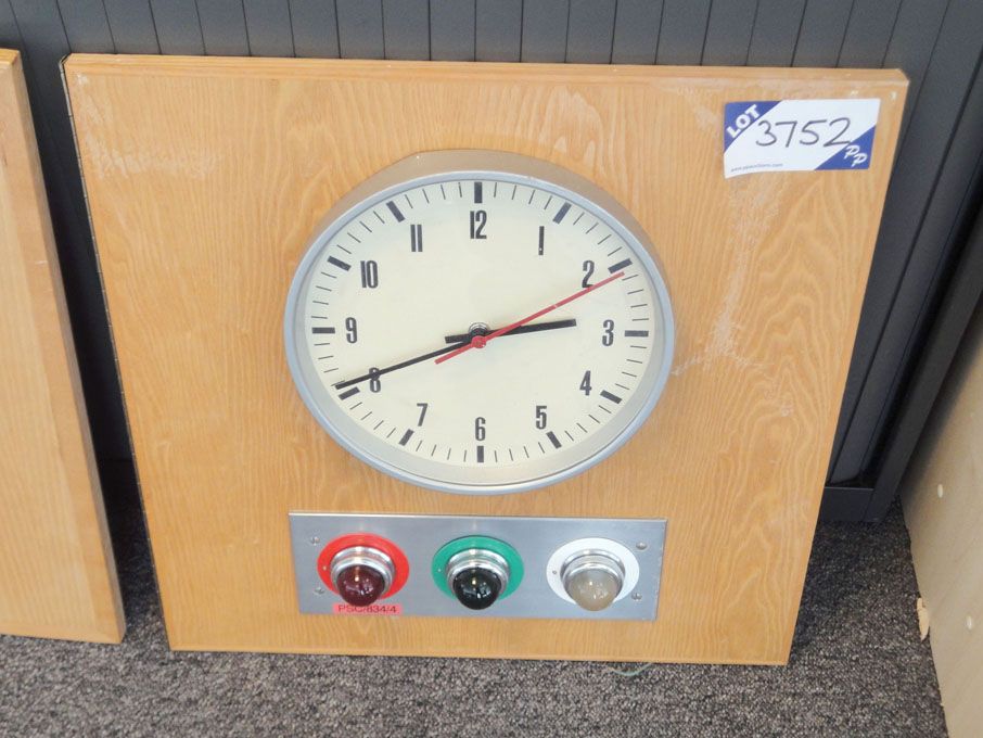 Moser Baer analogue pulse clock & 'on air' light (...