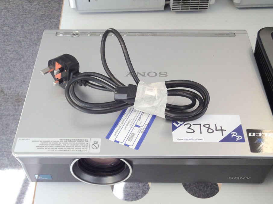 Sony VPL-CX100 overhead projector