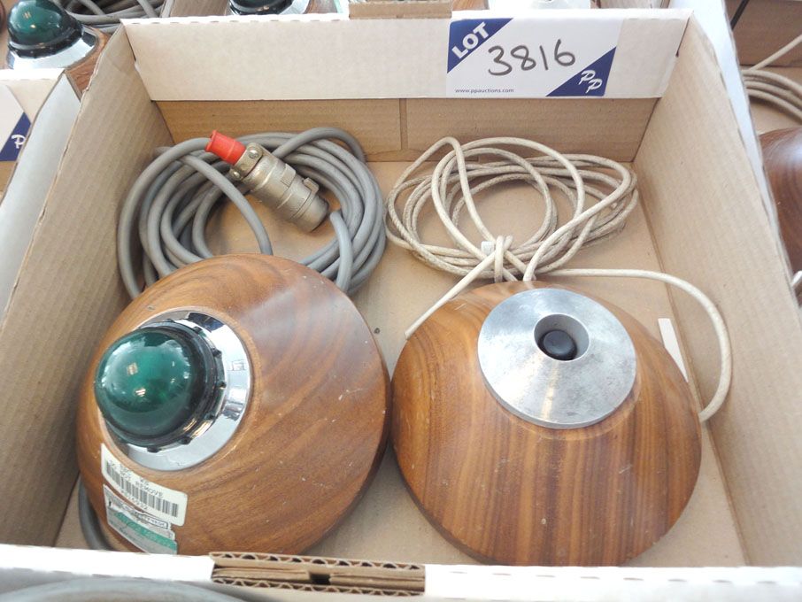 Table top 'on air' light as lotted