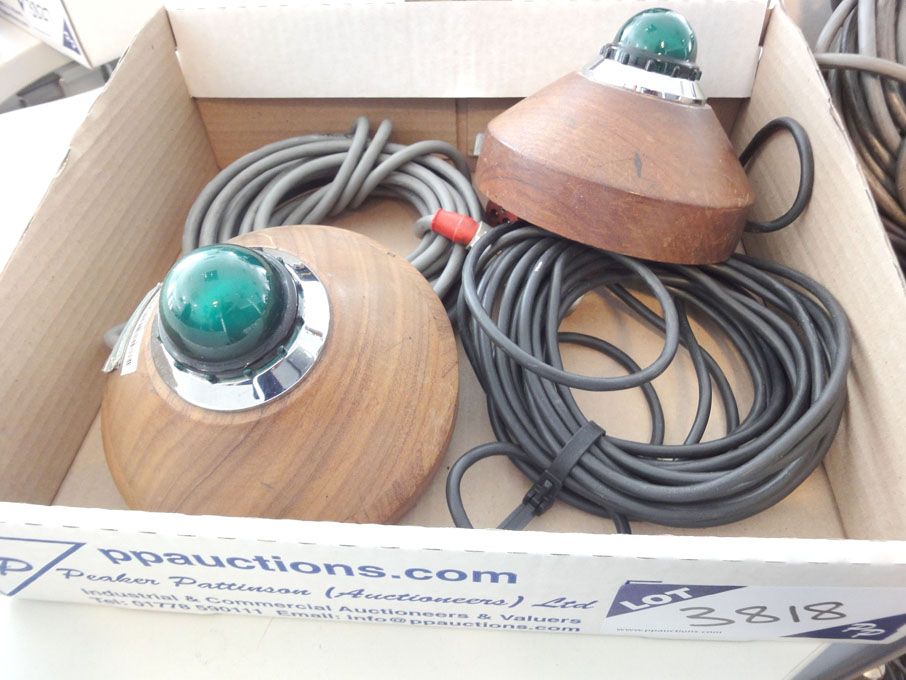 Table top 'on air' light as lotted