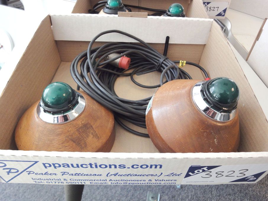 Table top 'on air' light as lotted