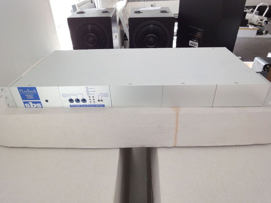 5x SBS flexrack modular system chassis with FR-DSS...