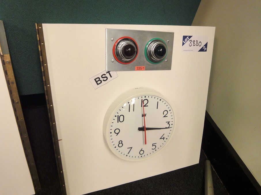 Westerstrand analogue pulse clock & 'on air' light...