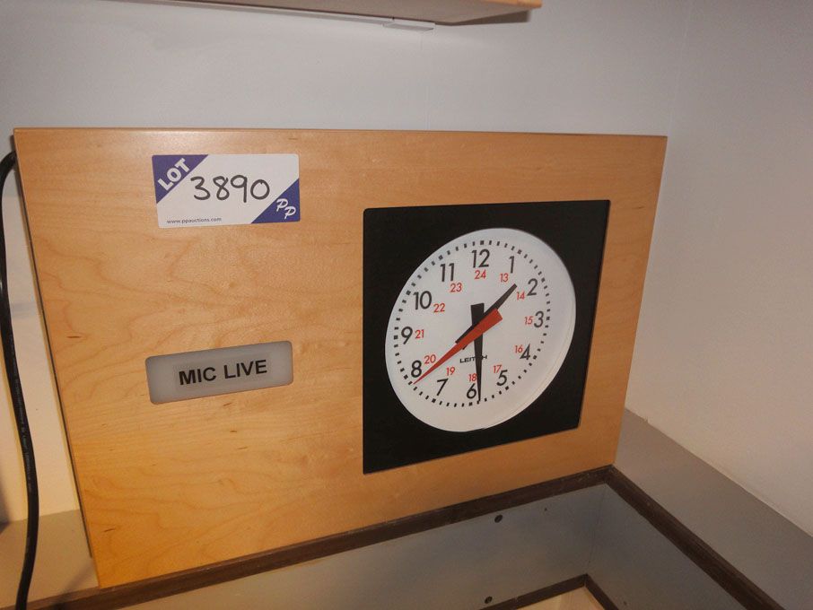 Leitch analogue pulse clock & 'on air' lights (Ple...