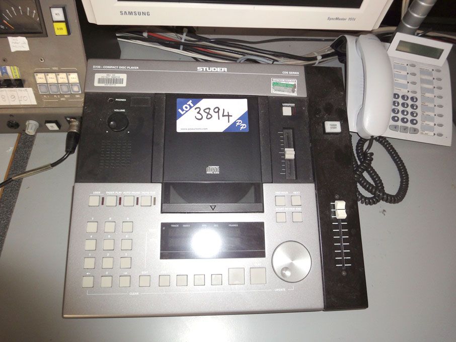 Studer D730 CD player