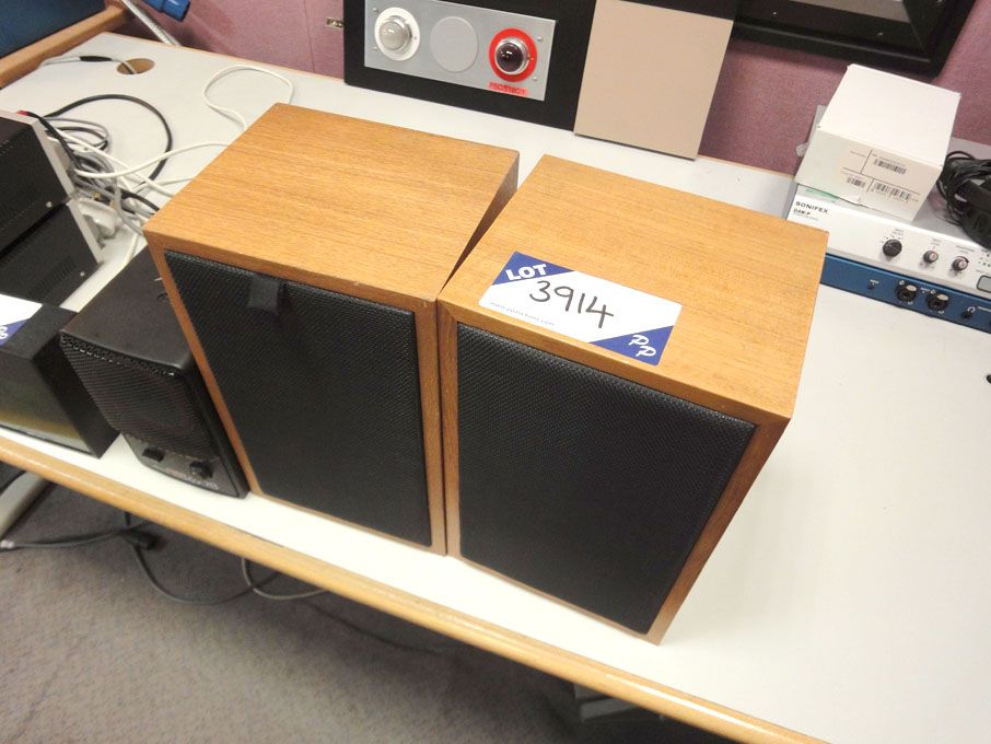 2x Rogers LS3/5A monitor loud speakers