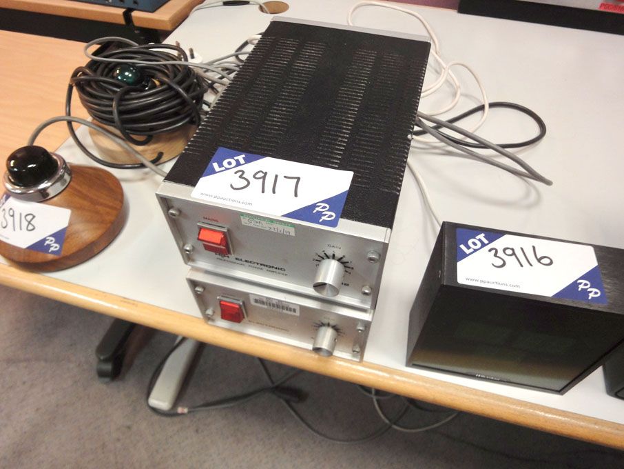 2x HH Electronics AM8/12 professional power amplif...