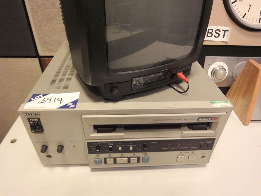 Sony Betacam SP BVW-22P video cassette player