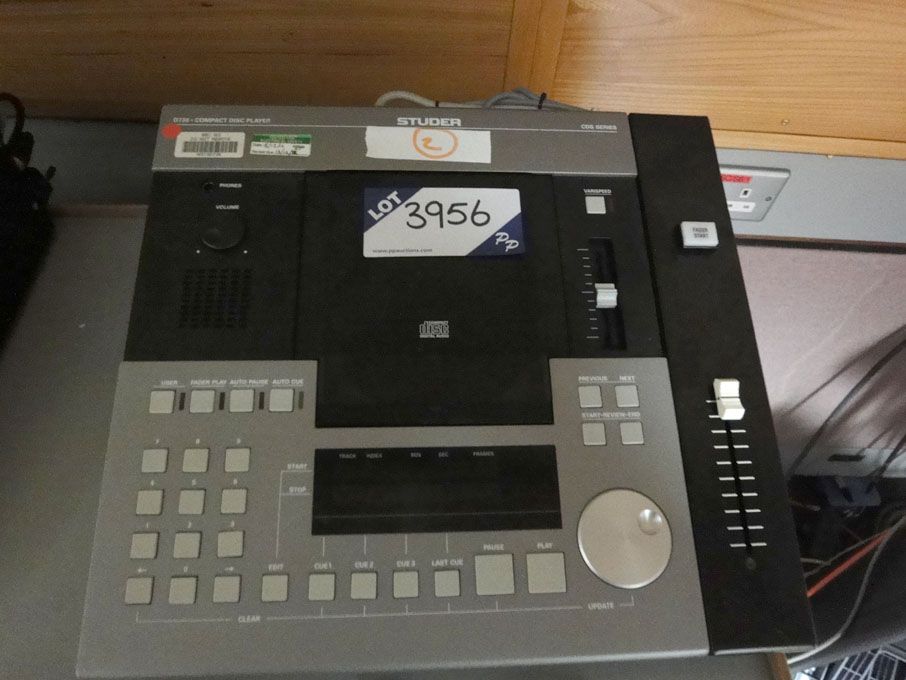 Studer D730 CD player