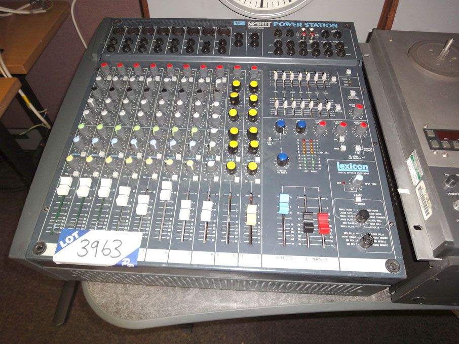 Soundcraft Spirit power station 12 channel stereo...