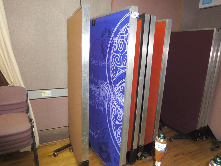 5x 2000x1000 mobile acoustic screens