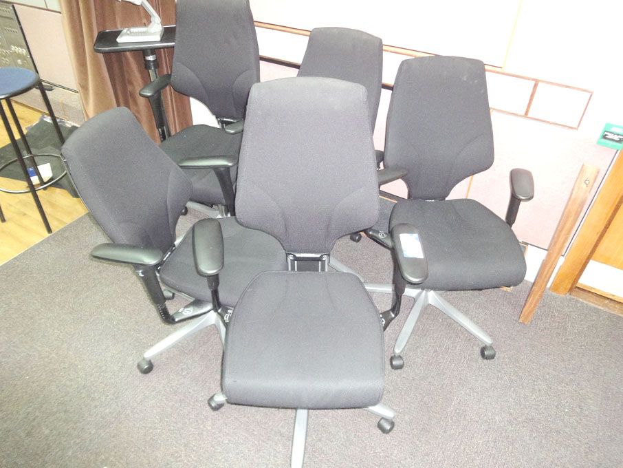 5x Girofex black technical chairs with arm rests