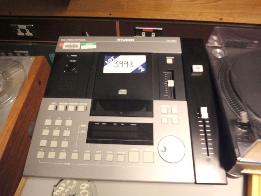 Studer D730 CD player