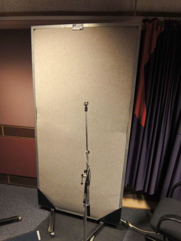5x 2000x1000 mobile acoustic screen