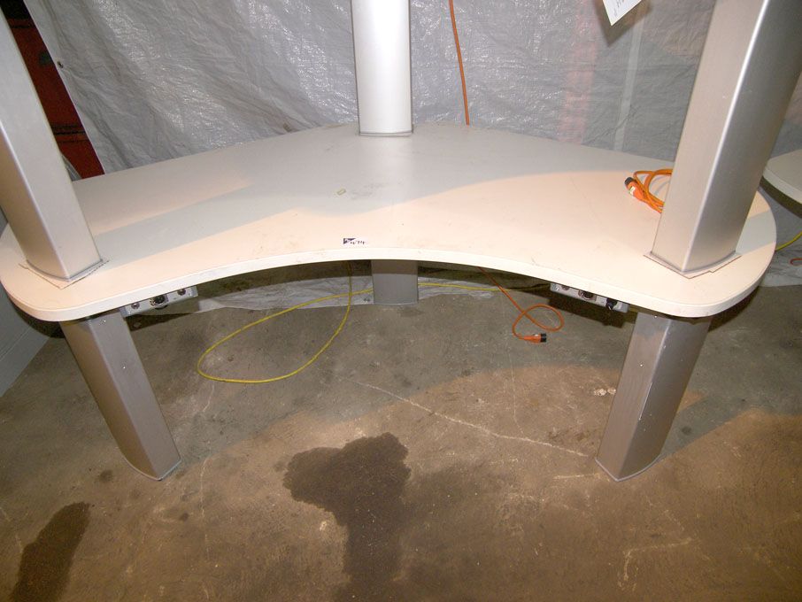 Herman Miller Alvar 1700mm wide electric rise & fa...