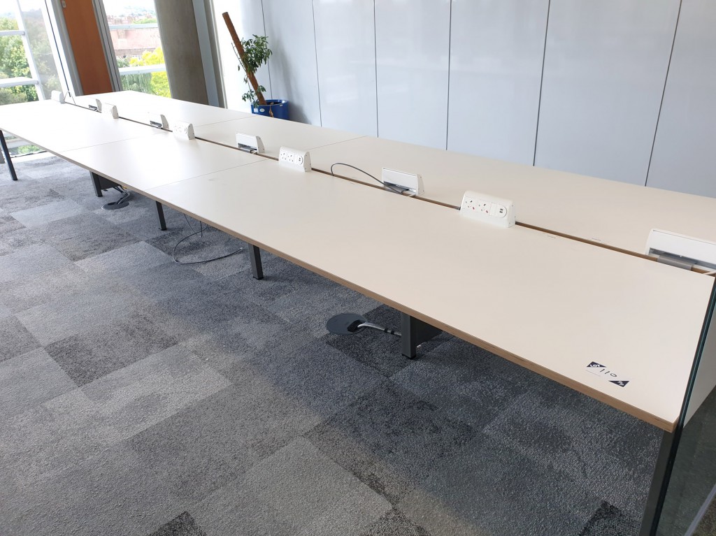 Staverton modular office desk, 10 station, white t...