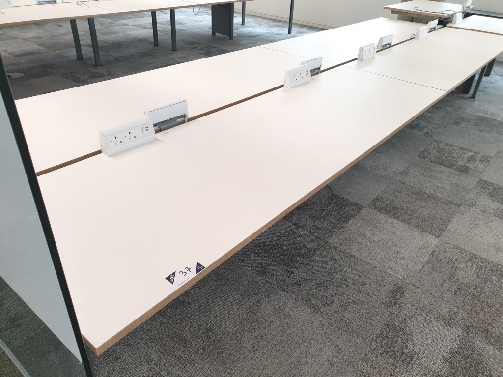 Staverton modular office desk, 8 station, white to...