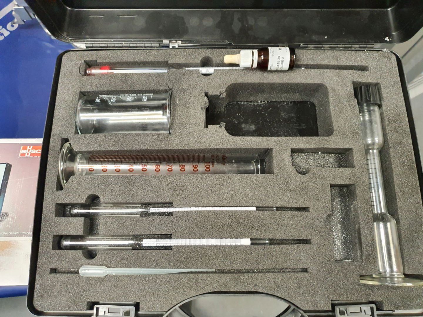 Inventec process control analysis kit in case