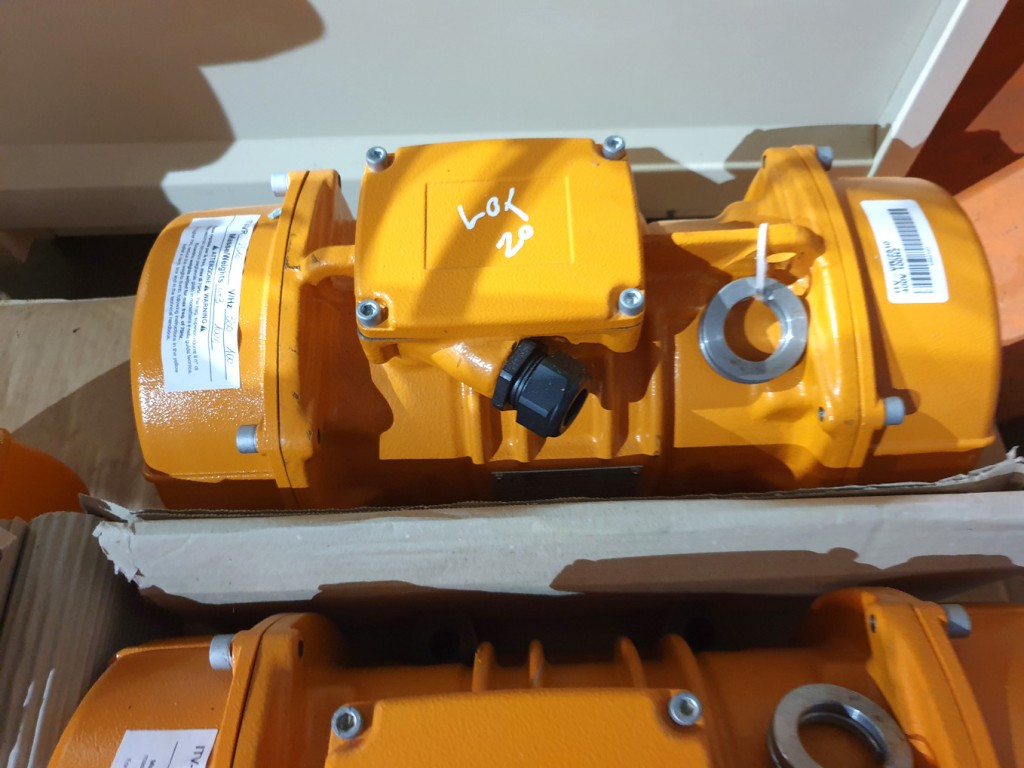 Italvibras electric vibration motor, 24.50kN force...