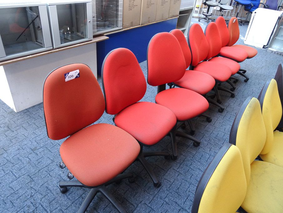 8x orange upholstered swivel chairs