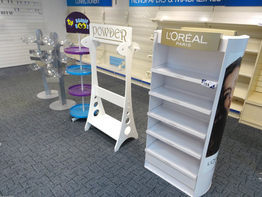5x various floor type display stands