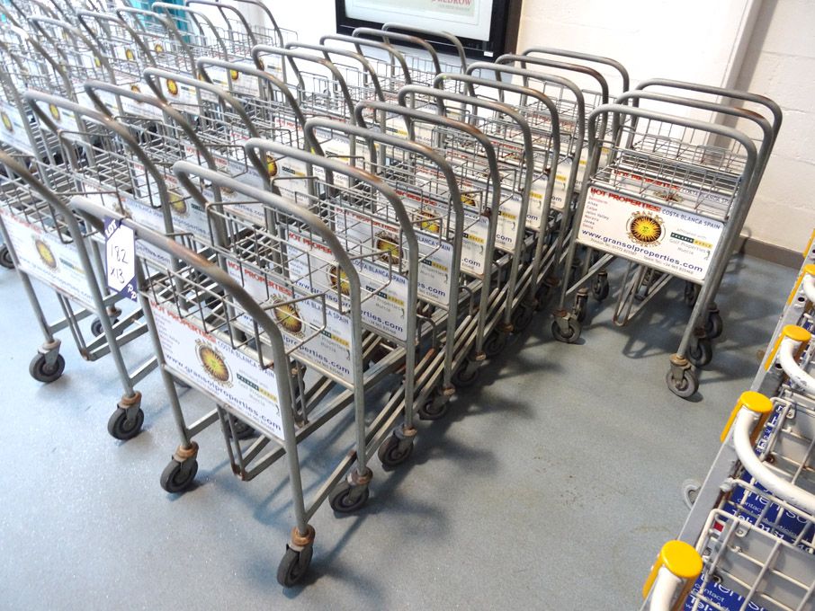 13x mobile baggage trolleys