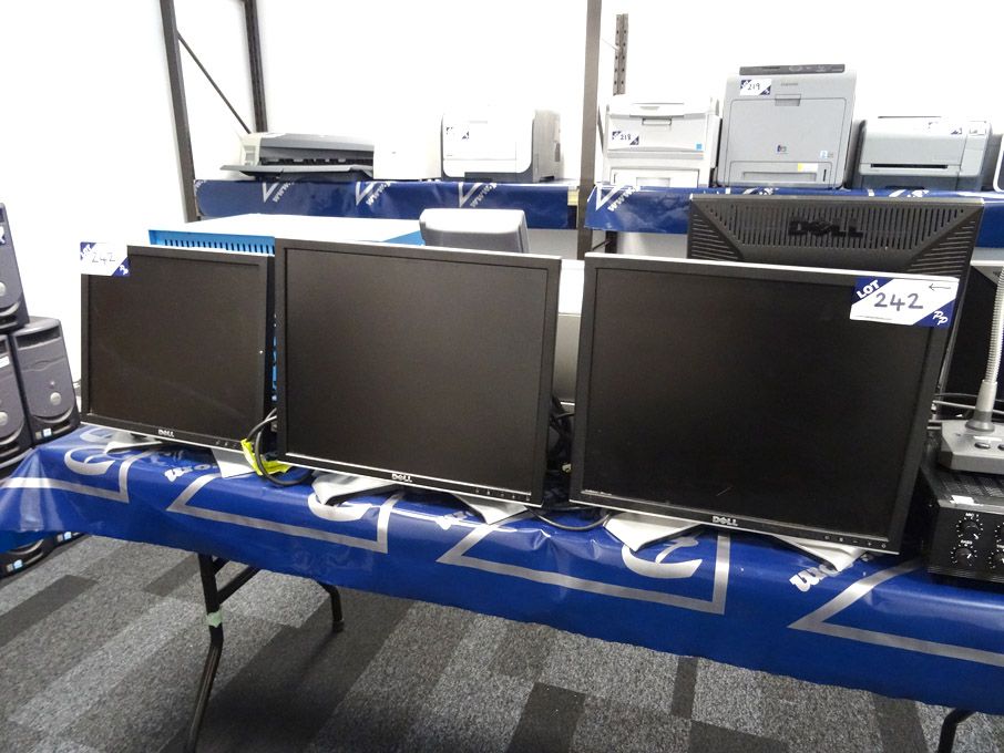 3x Dell 19" LCD monitors