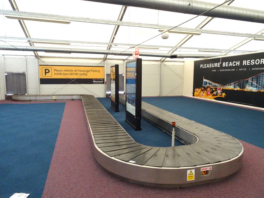 Sovex Teleflex 120ft approx curved luggage arrival...