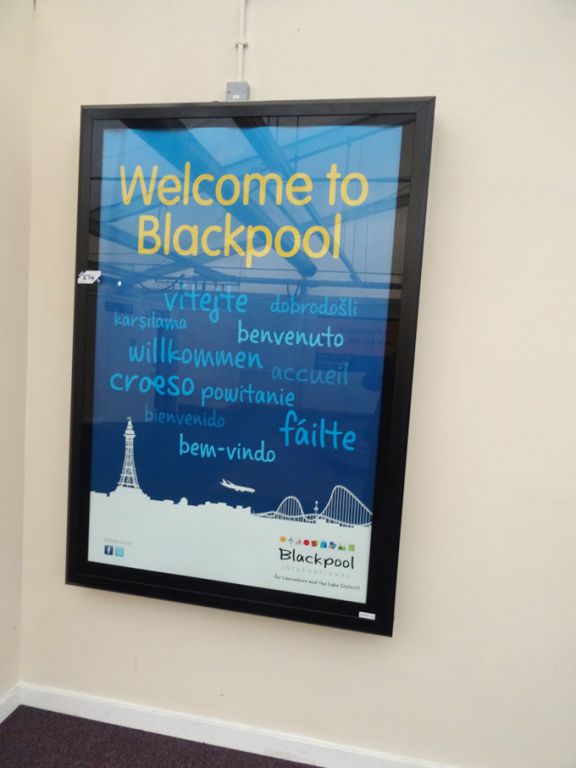 SMF Bristol wall mounted illuminated display box,...