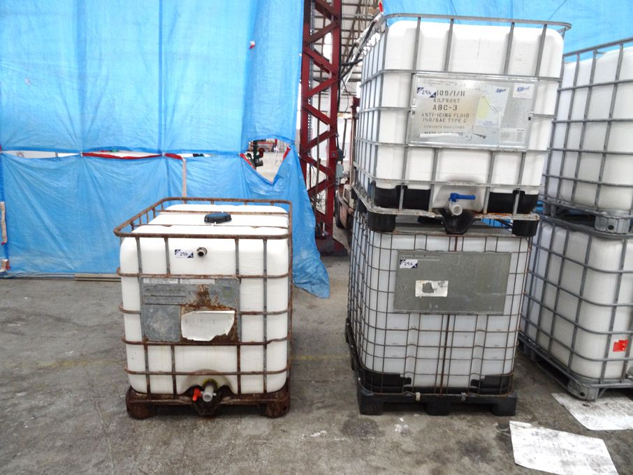 3x forkable IBC tanks, 1000ltr capacity