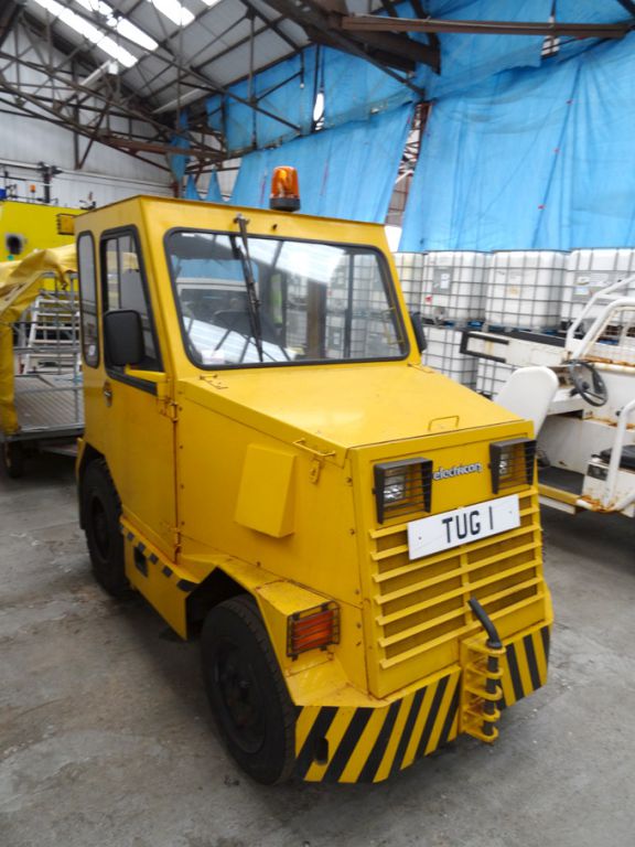Electricars TT40 tug, auto gearbox, 28,000kg max t...