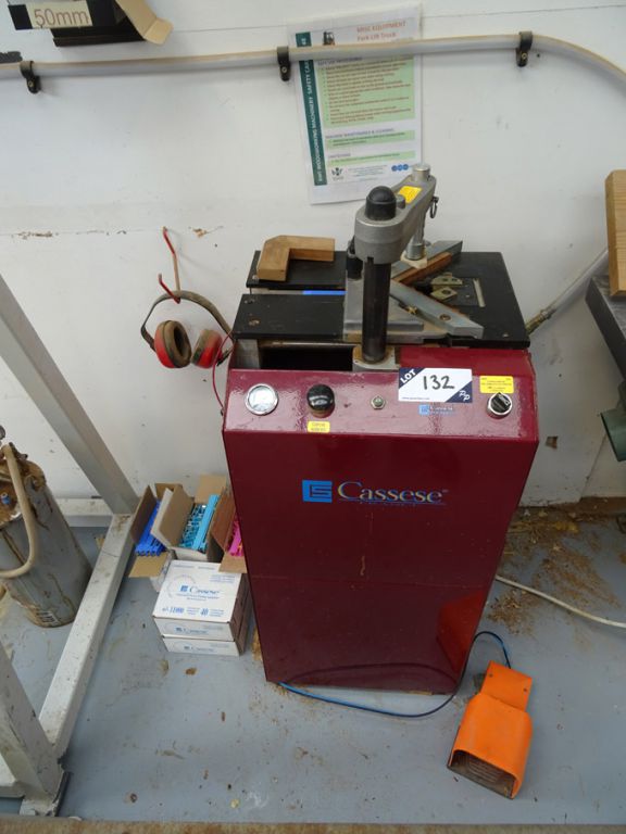 Cassese CS199 pneumatic framing underpinner with w...