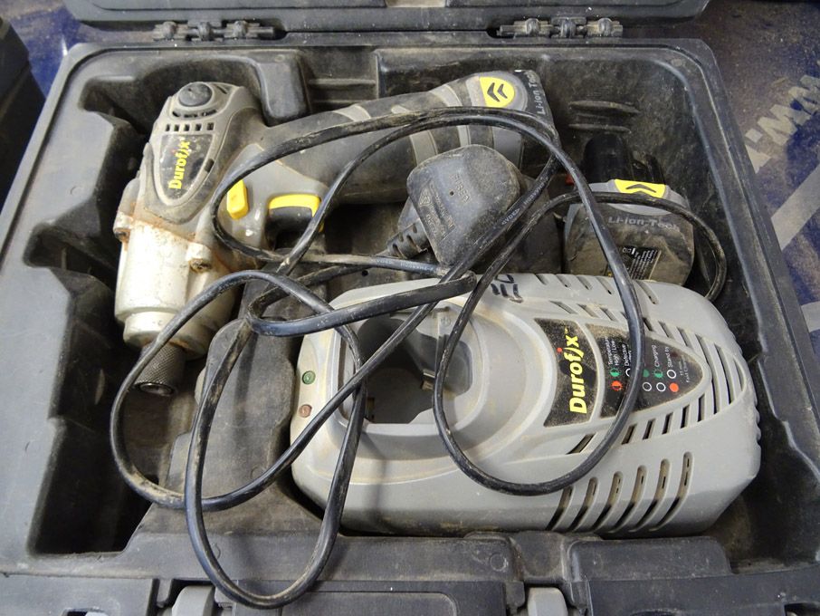 Durofix R1 1239 10.8v battery impact driver, 2 bat...