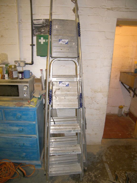 Abru 6 step & 4 step aluminium step ladders