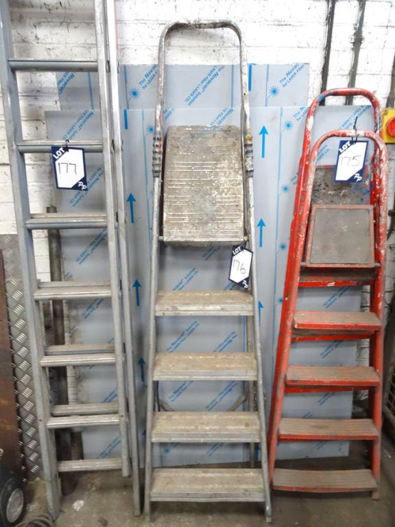 Abru 5 step aluminium step ladder, 130kg max load