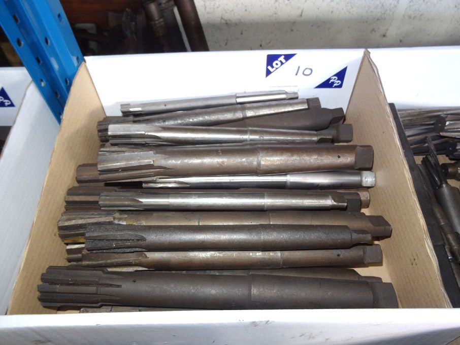 Qty HSS taper shank reamers to 1 5/16" approx