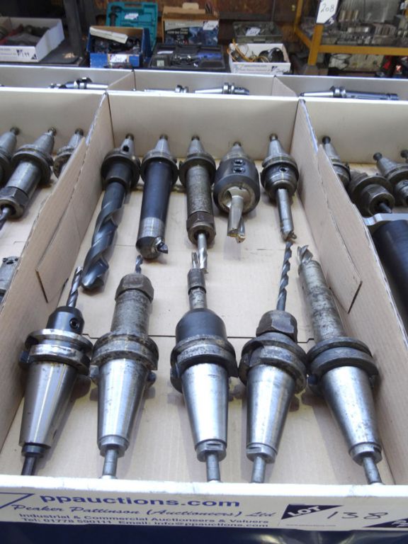 10x BT 40 tool holders