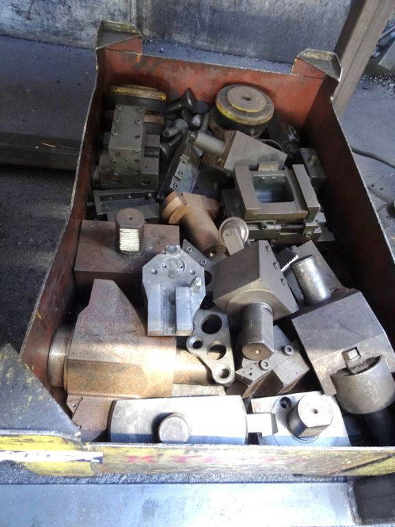 Qty various tool holders / tool posts in metal sti...