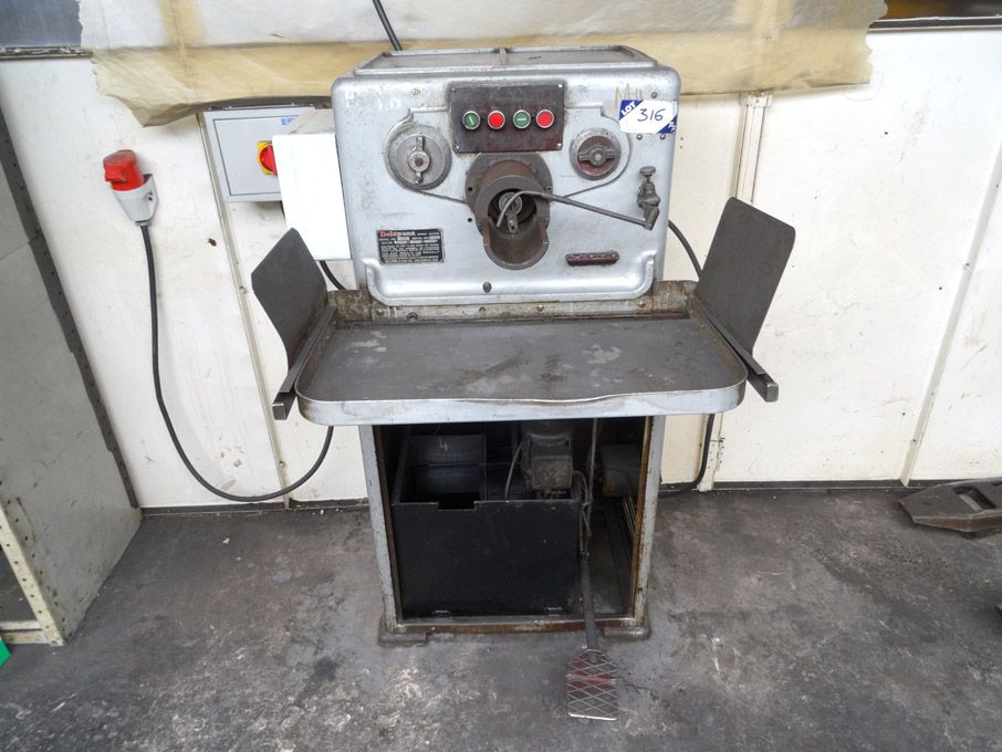 Delapena HHM1A horizontal hone, single head, s/n 1...