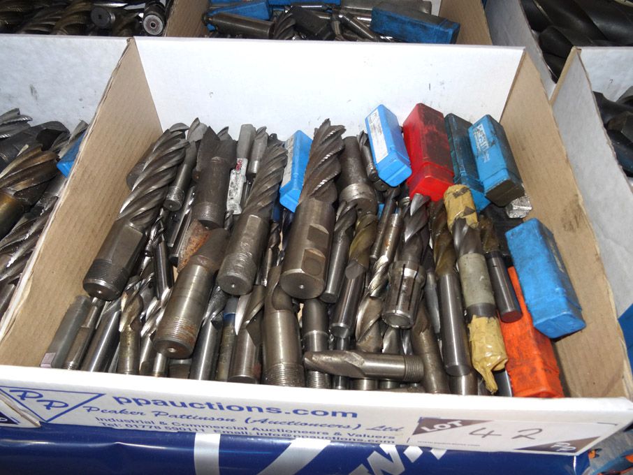 Qty HSS screw shank slot drills / end mills to 32m...
