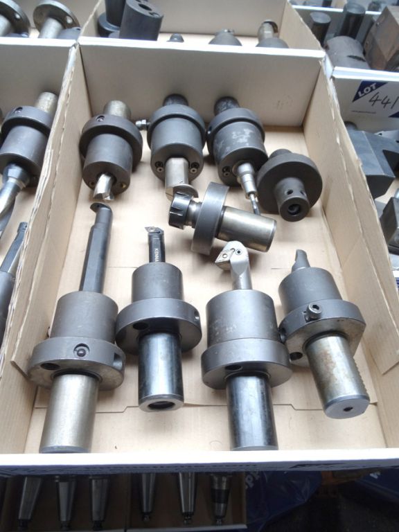 9x VDI 40 tool holders