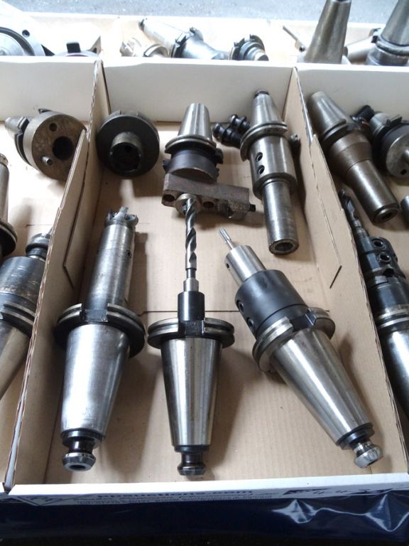 6x Cat 50 tool holders