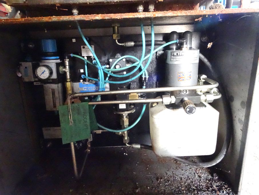 Haypac hydraulic power unit with control gear in c...