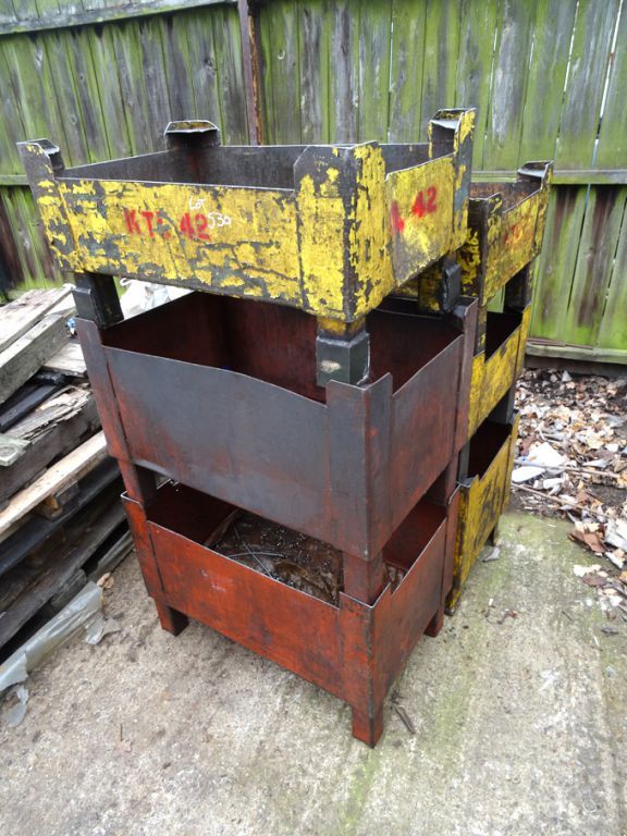 6x solid sided metal stackable stillages, 3x 700x4...